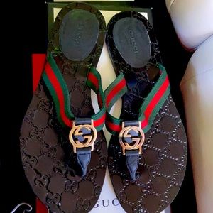 Gucci web thong sandals size 37.5 (7.5)